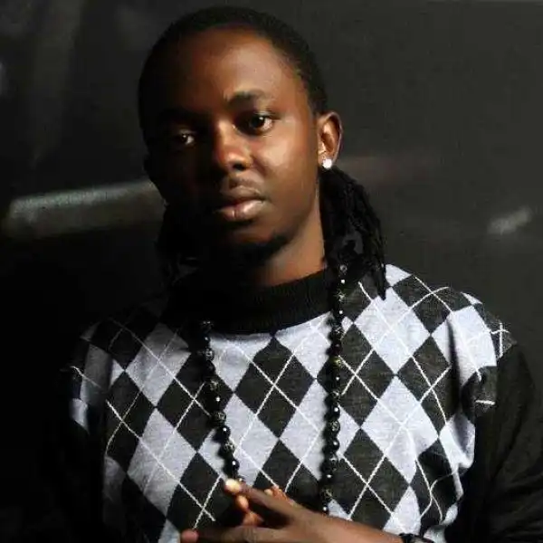 Photos: Singer Waconzy Gives $3000 As Scholarship Grants To 6 African Students